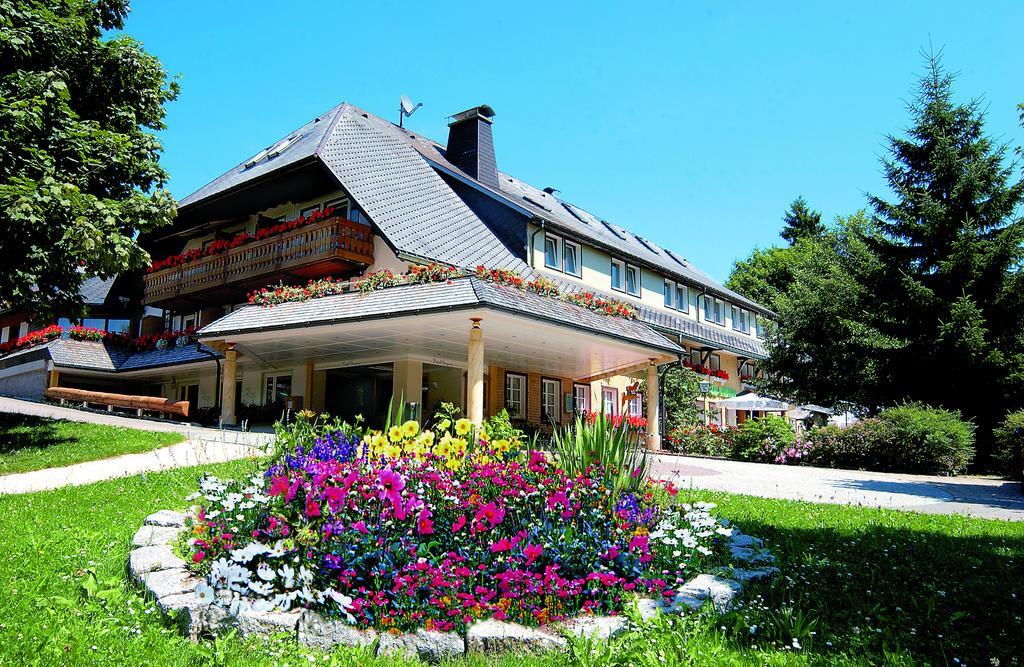 Hotel Schwarzwald-Resort Roessle Todtmoos Bagian luar foto